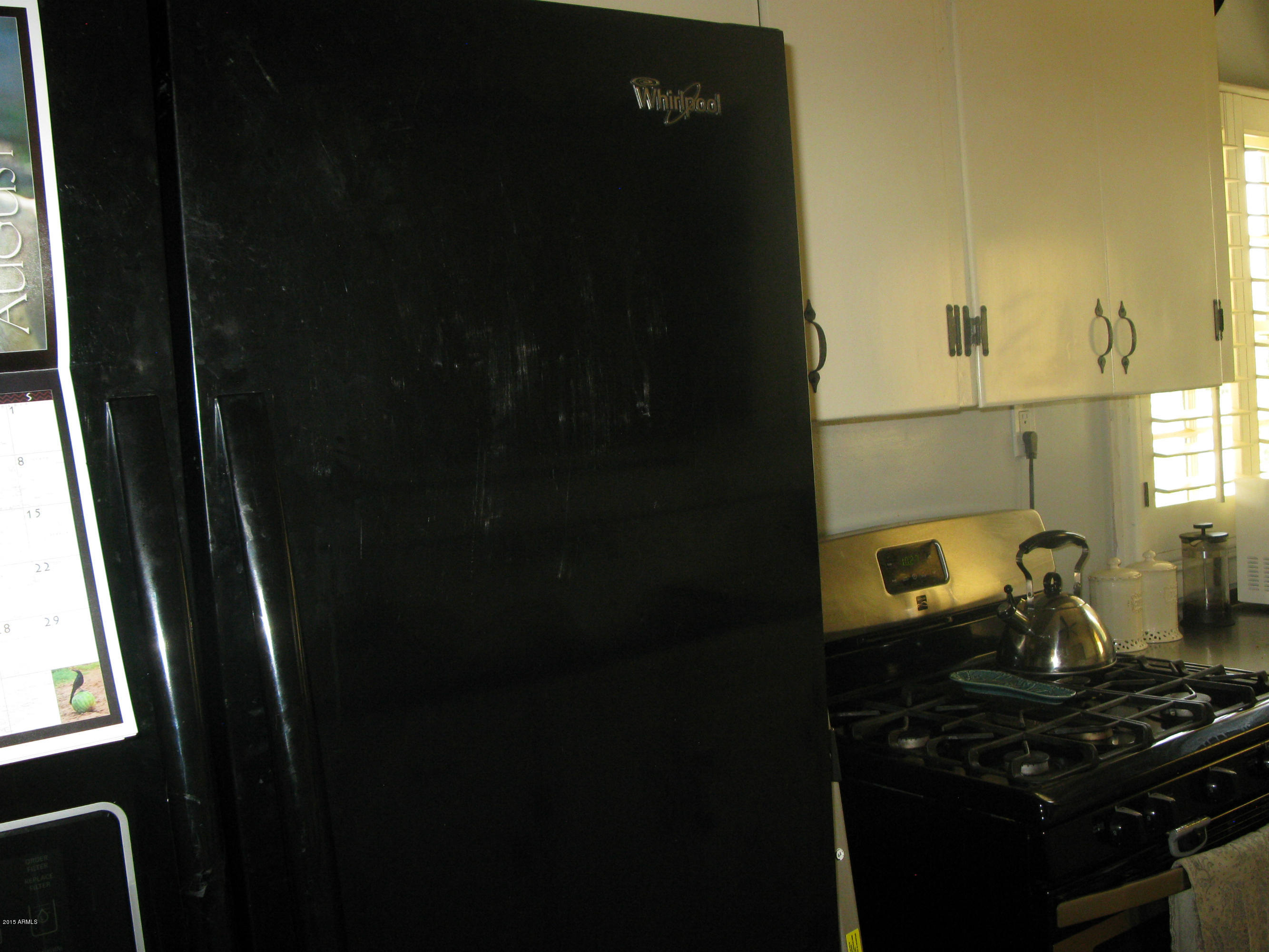 1459 East Flower Street Phoenix, AZ 85014 - Photo 21 of 40 Refrigerator & gas range included