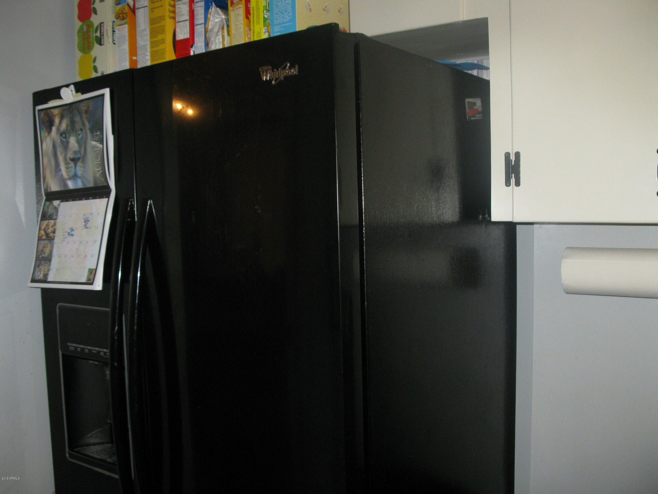 1459 East Flower Street Phoenix, AZ 85014 - Photo 22 of 40 Water & Ice refrigerator stays too....