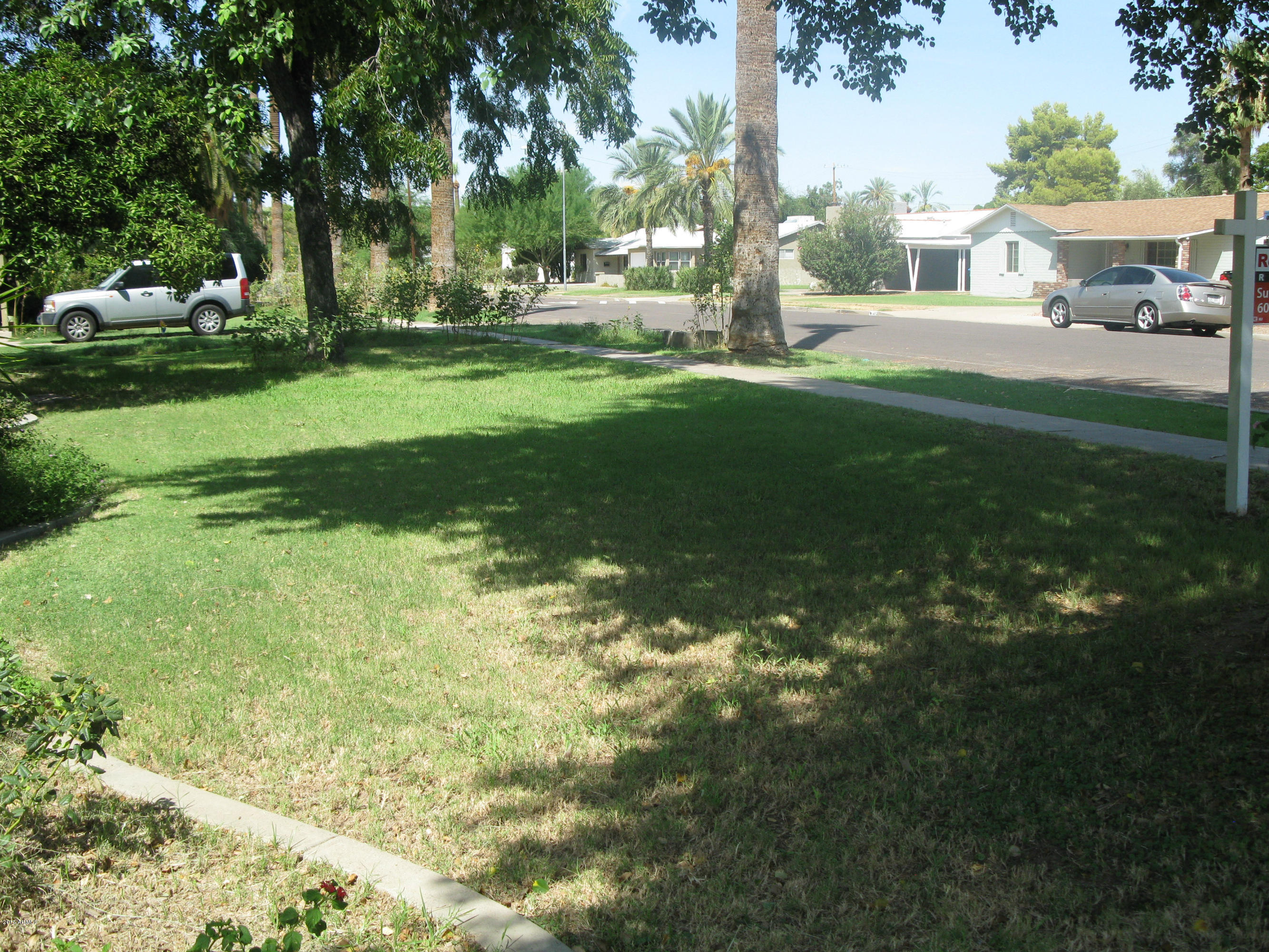 View of front yard overlooking street