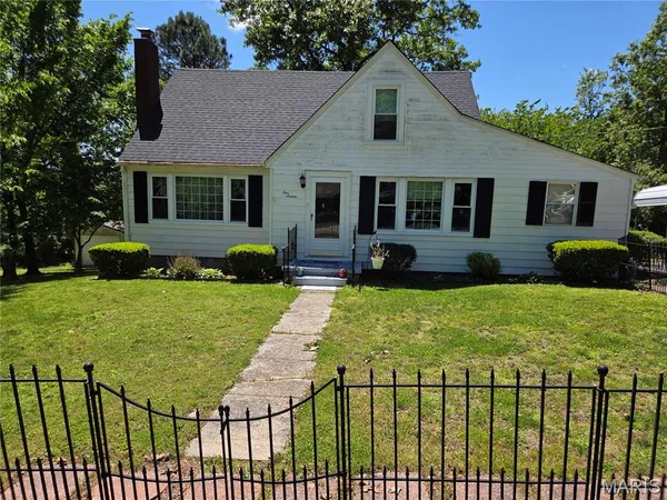 $236,500 | 116 Robin Hill Drive, Steelville, MO 65565