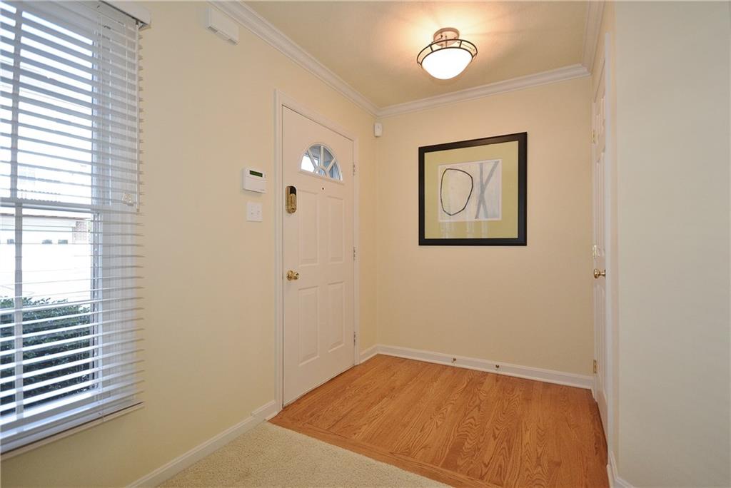 11 Castle View Drive McKees Rocks, PA 15136 - Photo 2 of 25 Front entry