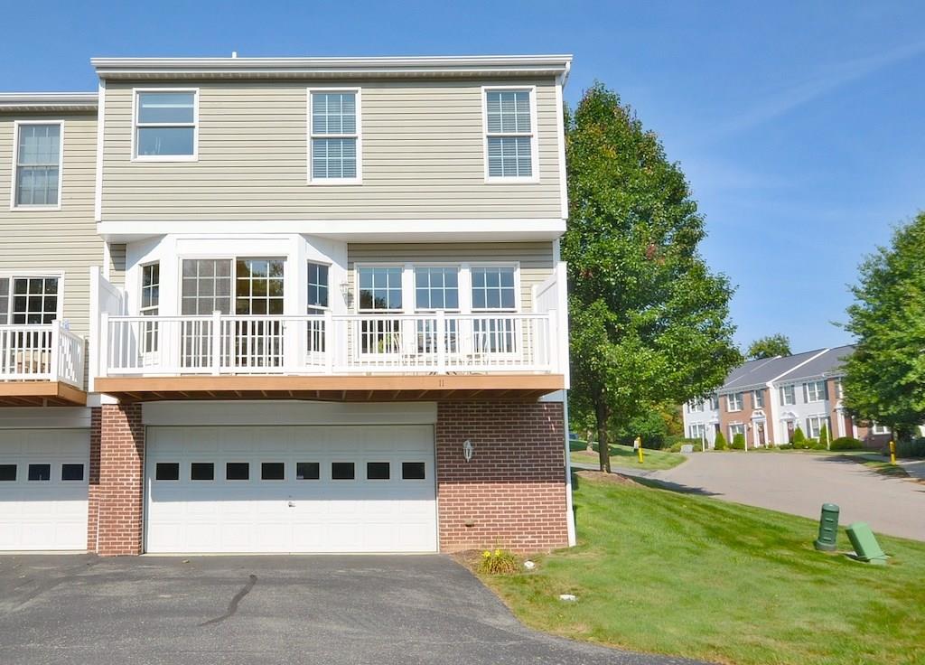 11 Castle View Drive McKees Rocks, PA 15136 - Photo 24 of 25 11 Castleview Drive, exterior