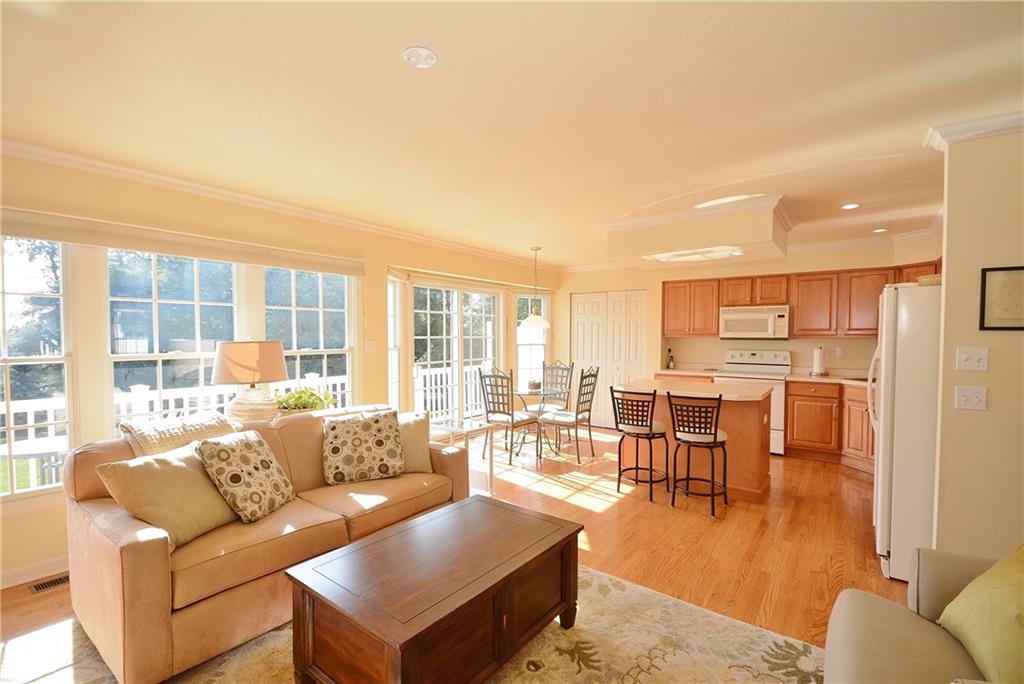 11 Castle View Drive McKees Rocks, PA 15136 - Photo 10 of 25 Great room den and kitchen