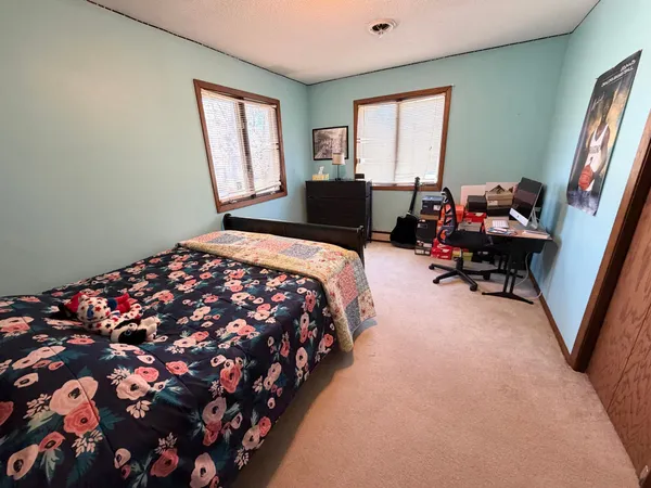 $269,900 | 613 Pennsylvania Avenue, Adrian, MN 56110