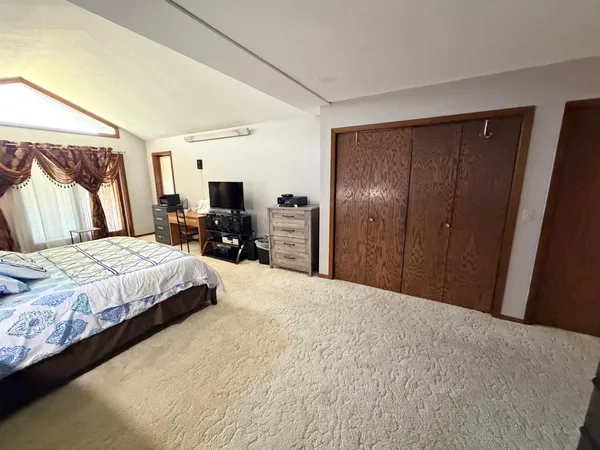 $269,900 | 613 Pennsylvania Avenue, Adrian, MN 56110