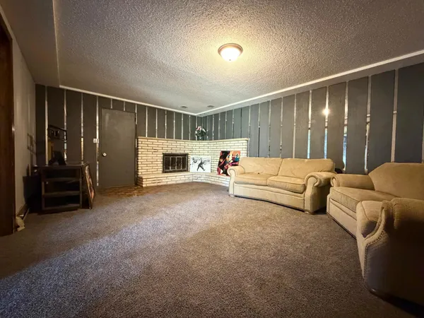 $269,900 | 613 Pennsylvania Avenue, Adrian, MN 56110
