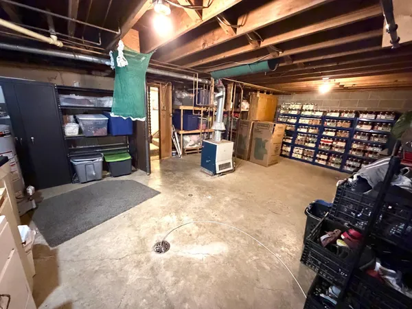 $269,900 | 613 Pennsylvania Avenue, Adrian, MN 56110