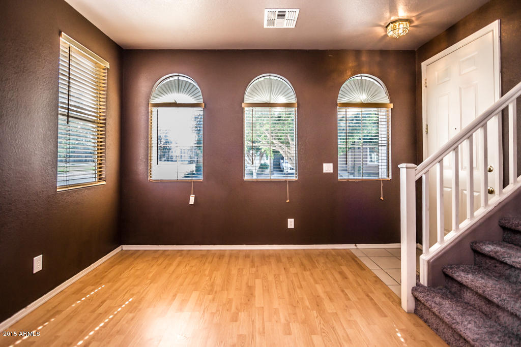 1428 East Bloch Road Phoenix, AZ 85040 - Photo 4 of 30 1428 E. Bloch Rd AZ-4