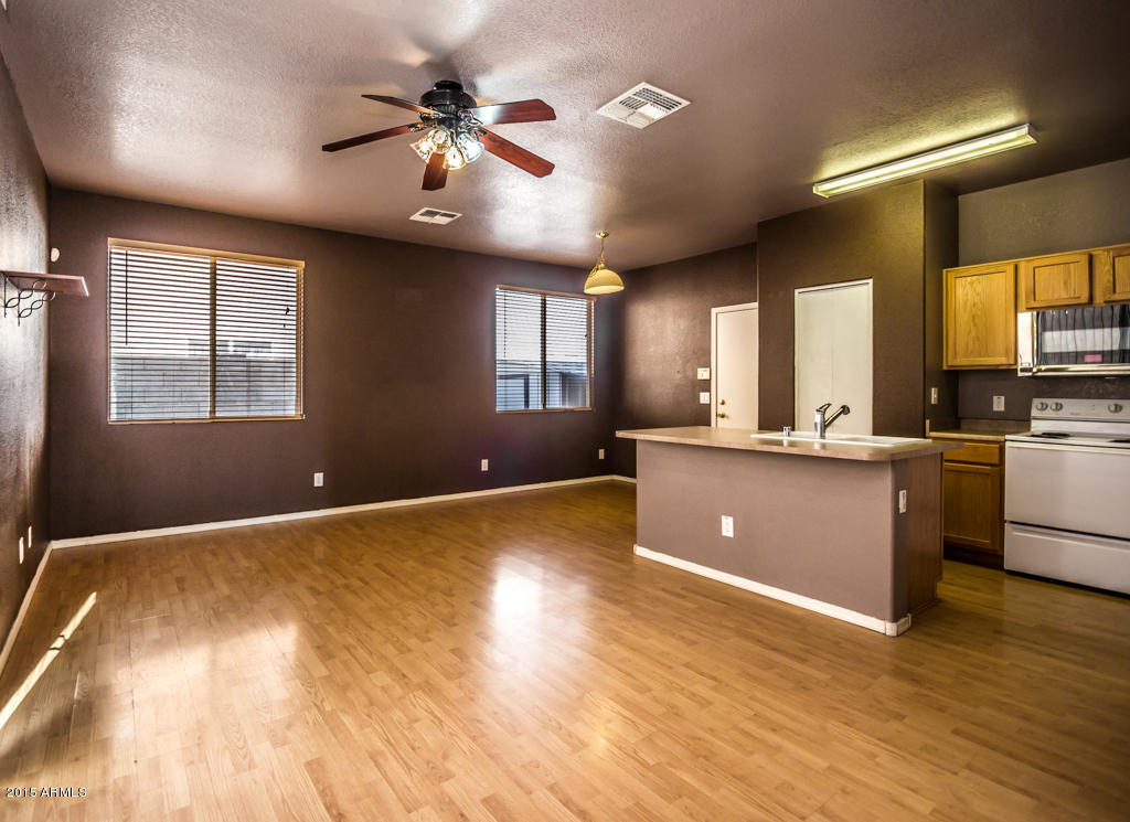 1428 East Bloch Road Phoenix, AZ 85040 - Photo 8 of 30 1428 E. Bloch Rd AZ-8
