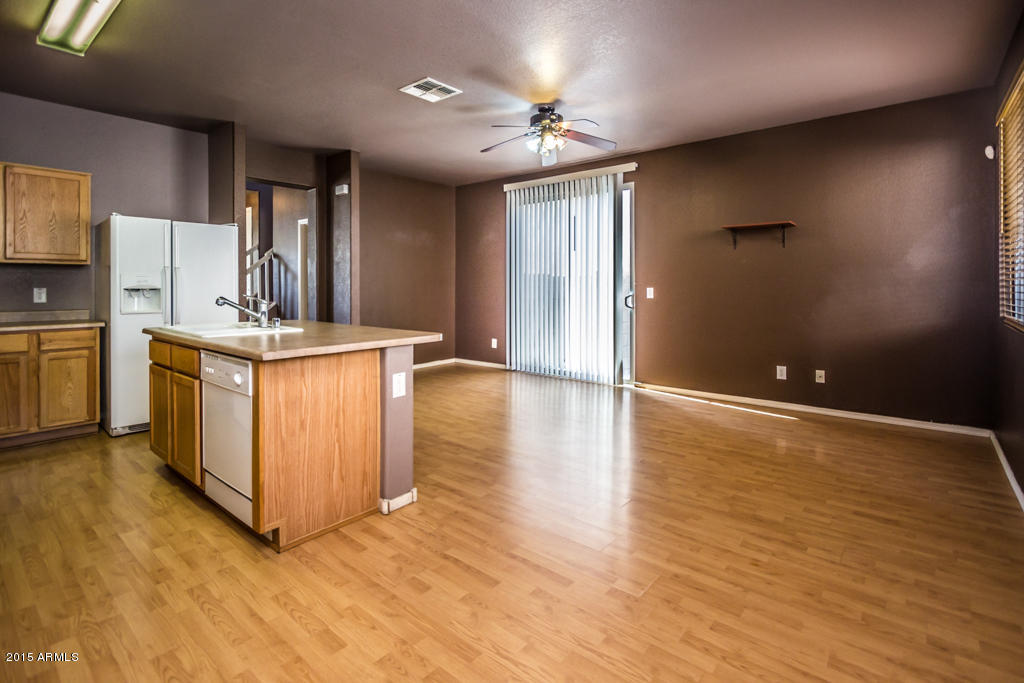 1428 East Bloch Road Phoenix, AZ 85040 - Photo 10 of 30 1428 E. Bloch Rd AZ-10