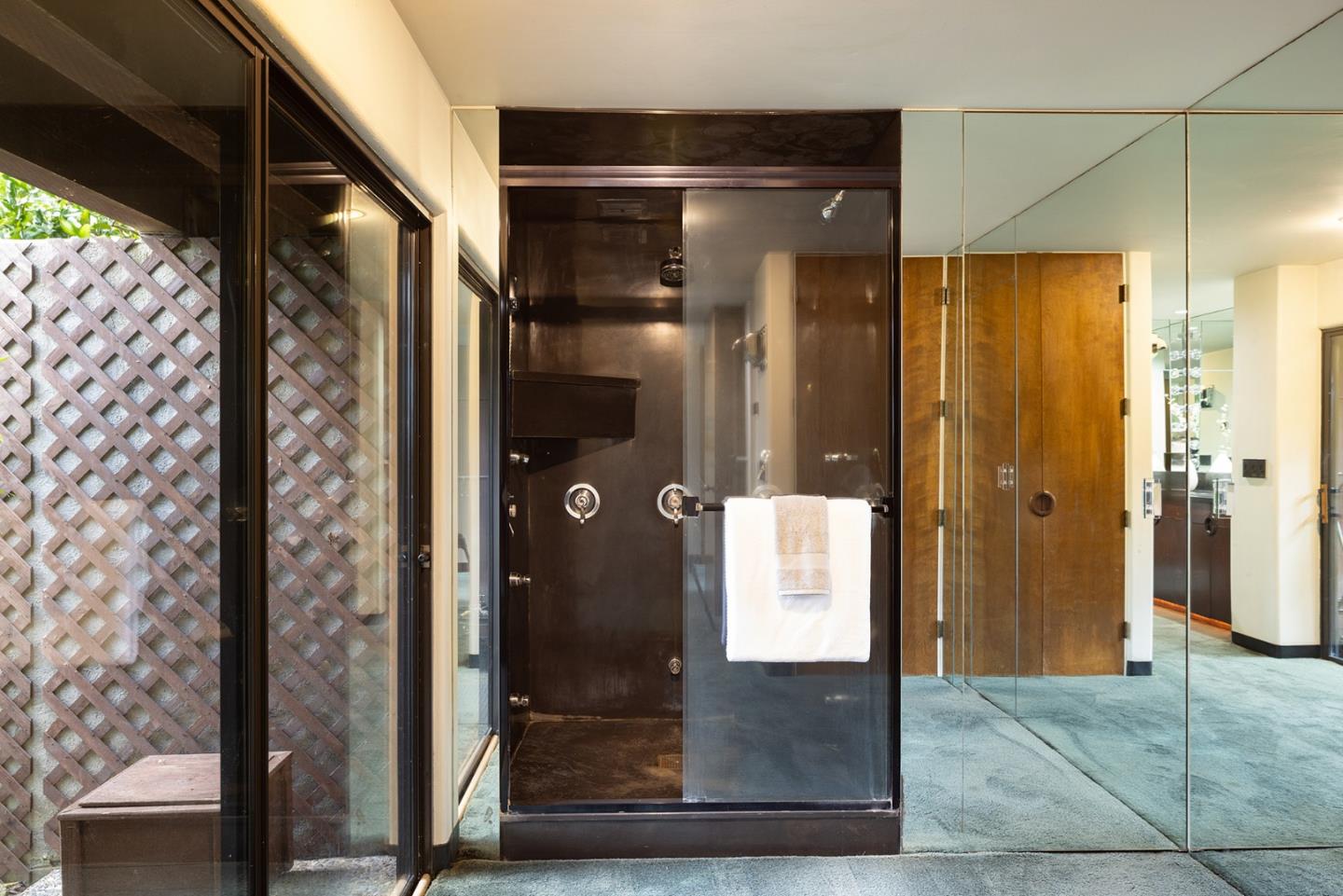 571 Viejo Road Carmel, CA 93923 - Photo 21 of 41 a view of a bathroom