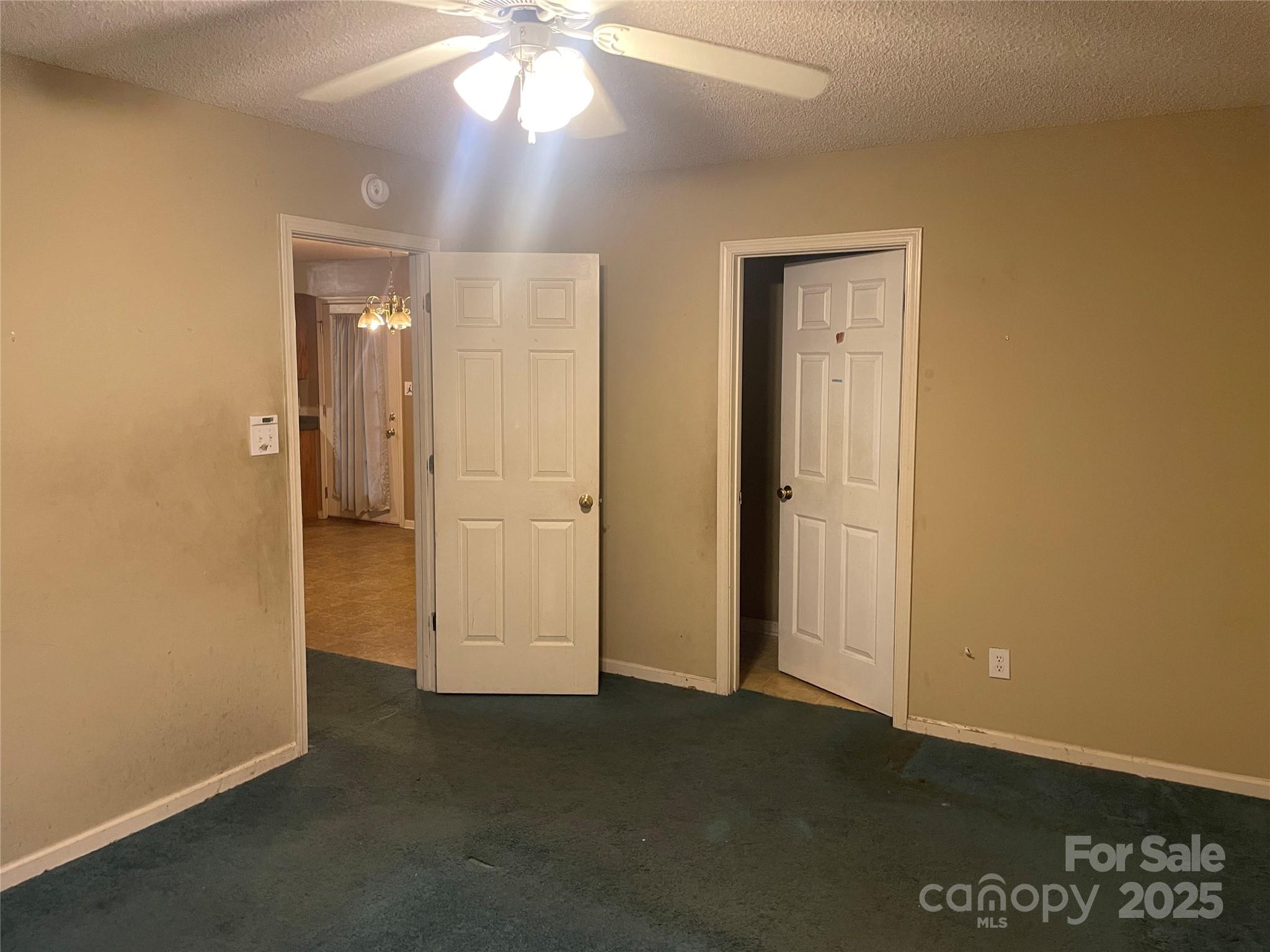 112 Ridgewood Lane York, SC 29745 - Photo 5 of 15 an empty room with a bathroom