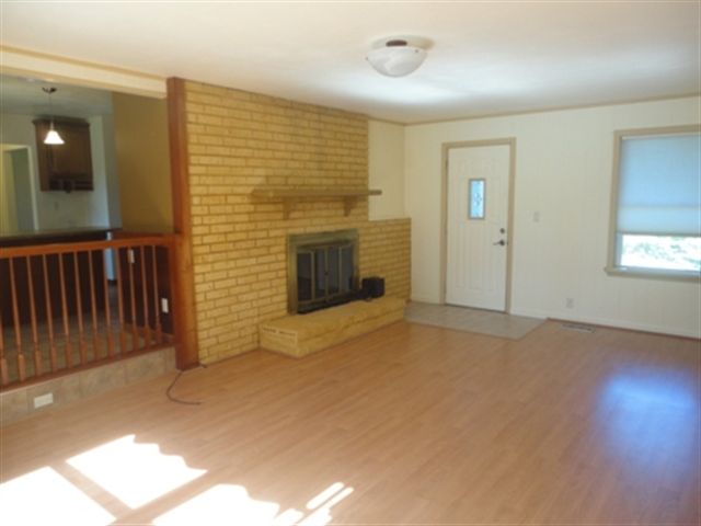 14226 North Evans Mill Road Princeville, IL 61559 - Photo 6 of 15 Gallery Image 6