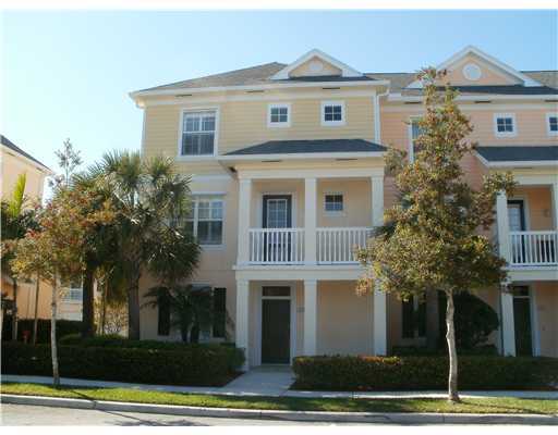 146 Aragon Way, Unit 101 Jupiter, FL 33458 - Photo 1 of 18 Primary Photo