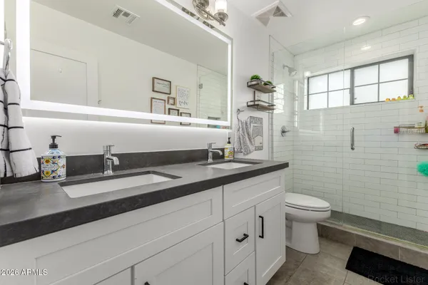 $1,630,000 | 2727 East Turney Avenue, Phoenix, AZ 85016