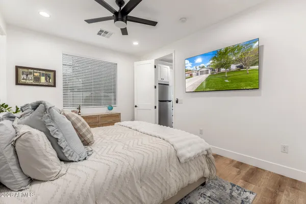 $1,630,000 | 2727 East Turney Avenue, Phoenix, AZ 85016