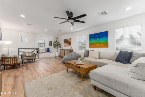 $1,630,000 | 2727 East Turney Avenue, Phoenix, AZ 85016