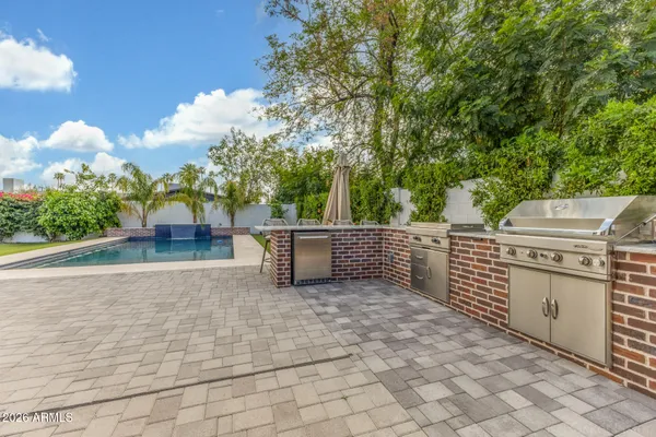 $1,630,000 | 2727 East Turney Avenue, Phoenix, AZ 85016