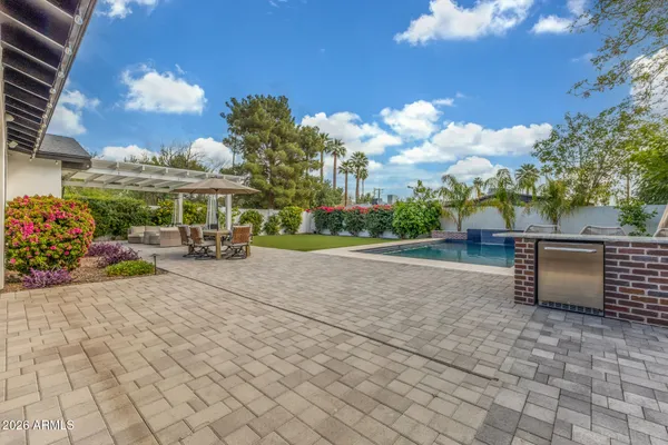 $1,630,000 | 2727 East Turney Avenue, Phoenix, AZ 85016