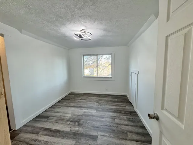 $1,600 | 4364 Avenue F Newport Mi 48166, Newport, MI 48166