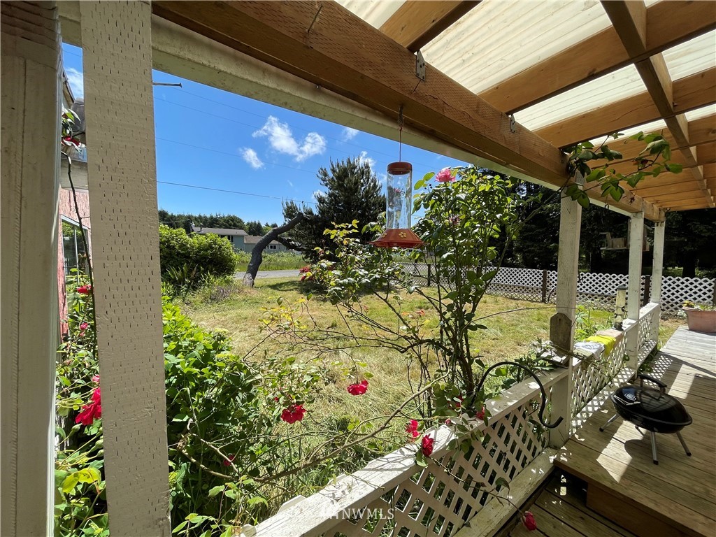 65 Chickamin Road Ocean Shores, WA 98569 - Photo 12 of 19
