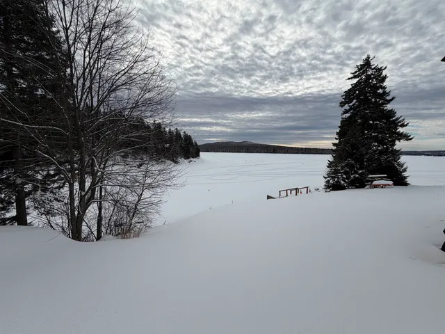 $649,000 | 75 Timberland Road, Pittsburg, NH 03592