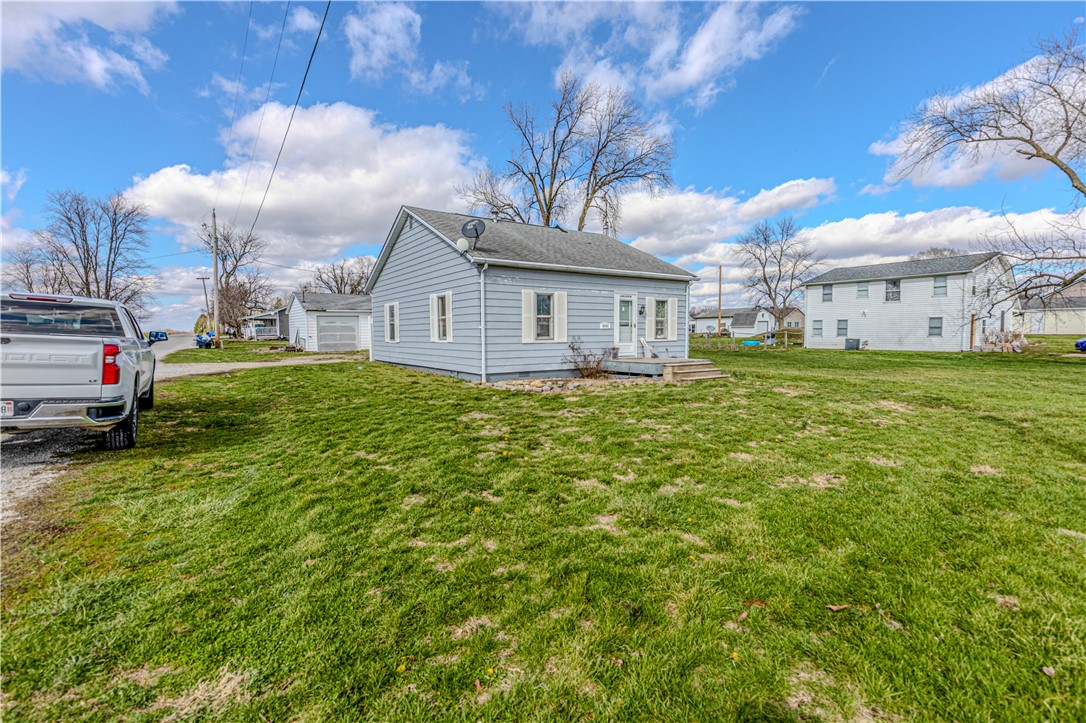 6090 Public Road Macon, IL 62544 - Photo 3 of 13