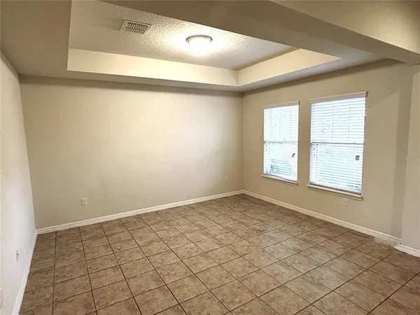 $2,950 | 19363 Fallglo Drive, Orlando, FL 32827