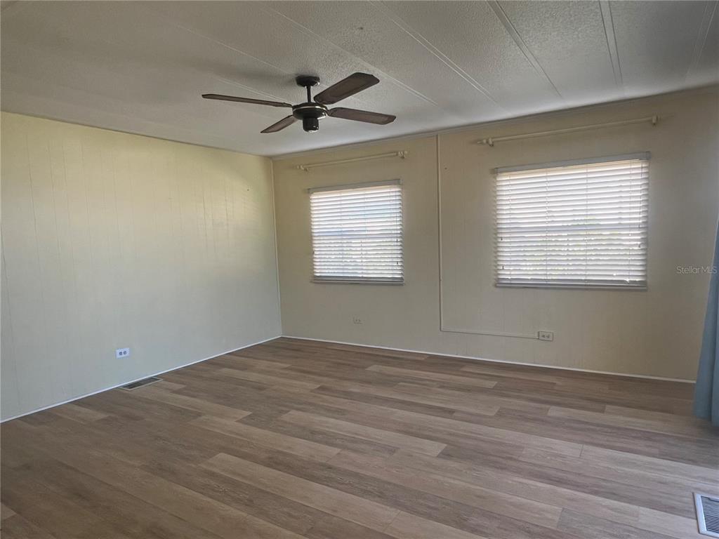 1100 South Belcher Road, Unit 185 Largo, FL 33771 - Photo 7 of 50 a view of an empty room with a window