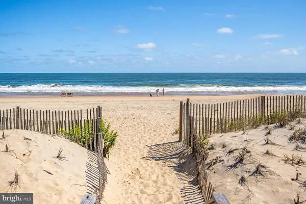 $6,000,000 | 39687 Sandpiper Lane, Bethany Beach, DE 19930