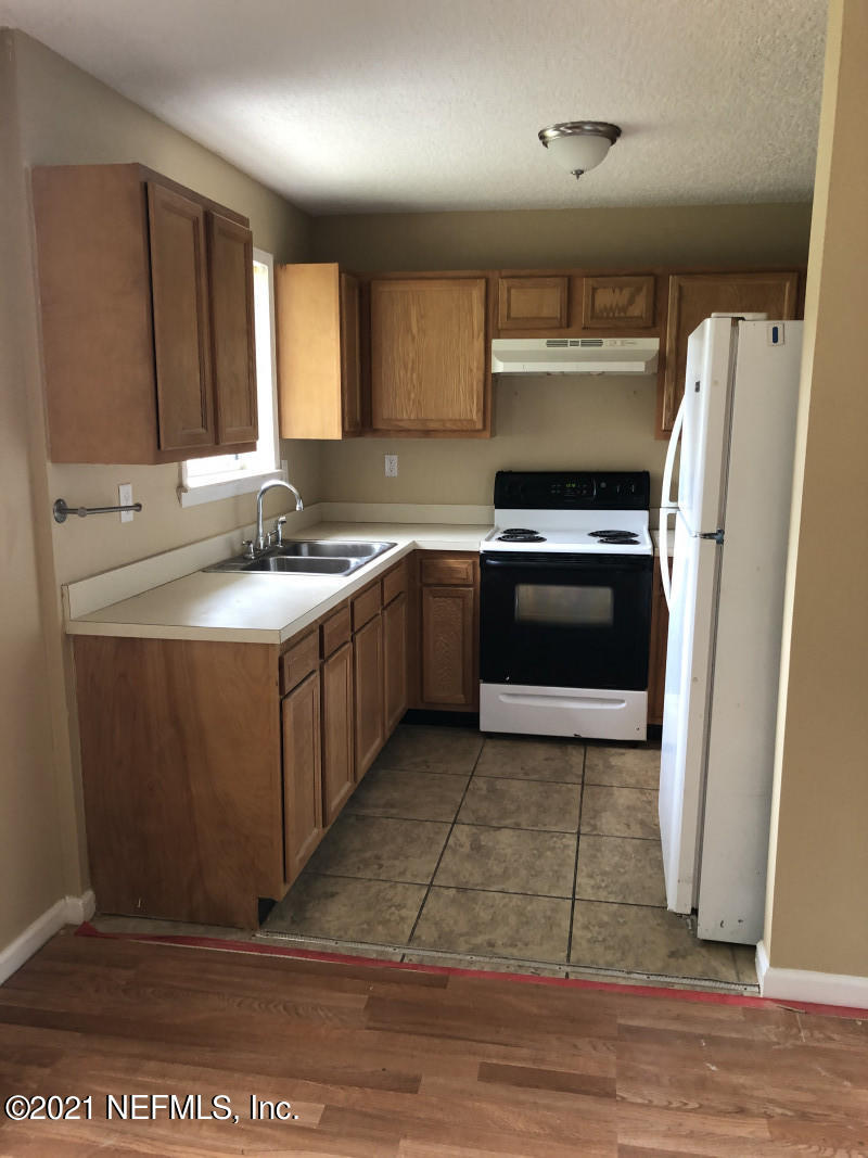 2018 Bellamy Road Florahome, FL 32140 - Photo 2 of 7 2