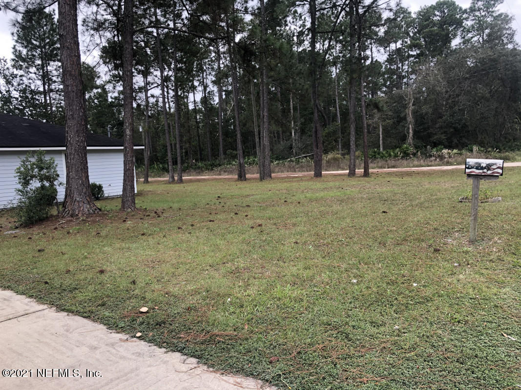 2018 Bellamy Road Florahome, FL 32140 - Photo 5 of 7 5