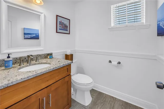 $995,000 | 100 Windrush Boulevard, Unit 1, Indian Rocks Beach, FL 33785