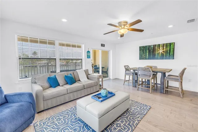 $995,000 | 100 Windrush Boulevard, Unit 1, Indian Rocks Beach, FL 33785