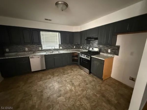 $2,800 | 89 Chadwick Avenue, Unit 3, Newark, NJ 07108