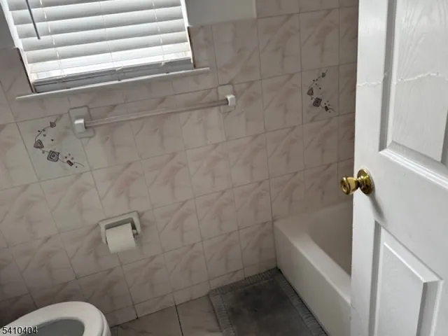 $2,800 | 89 Chadwick Avenue, Unit 3, Newark, NJ 07108