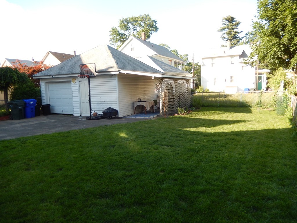 133 Draper Street Springfield, MA 01108 - Photo 16 of 17