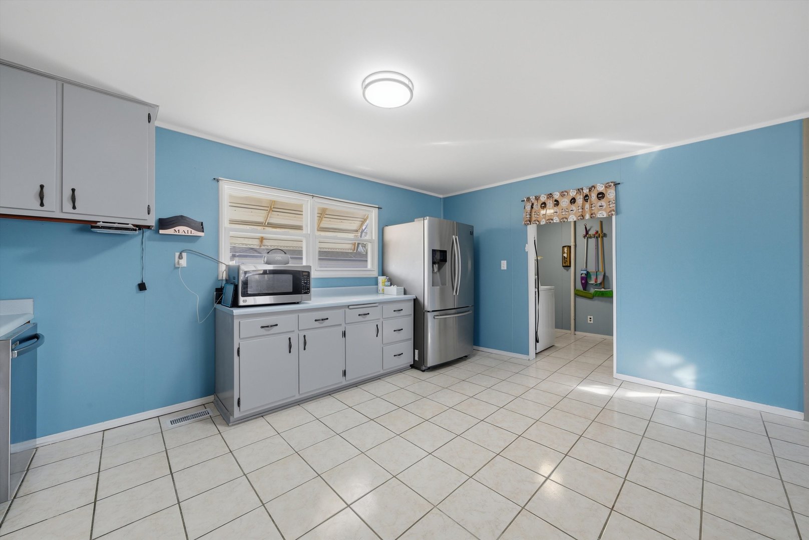 728 Farragut Avenue Romeoville, IL 60446 - Photo 14 of 32