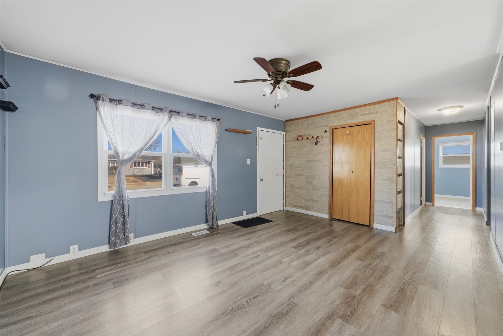 728 Farragut Avenue Romeoville, IL 60446 - Photo 21 of 32