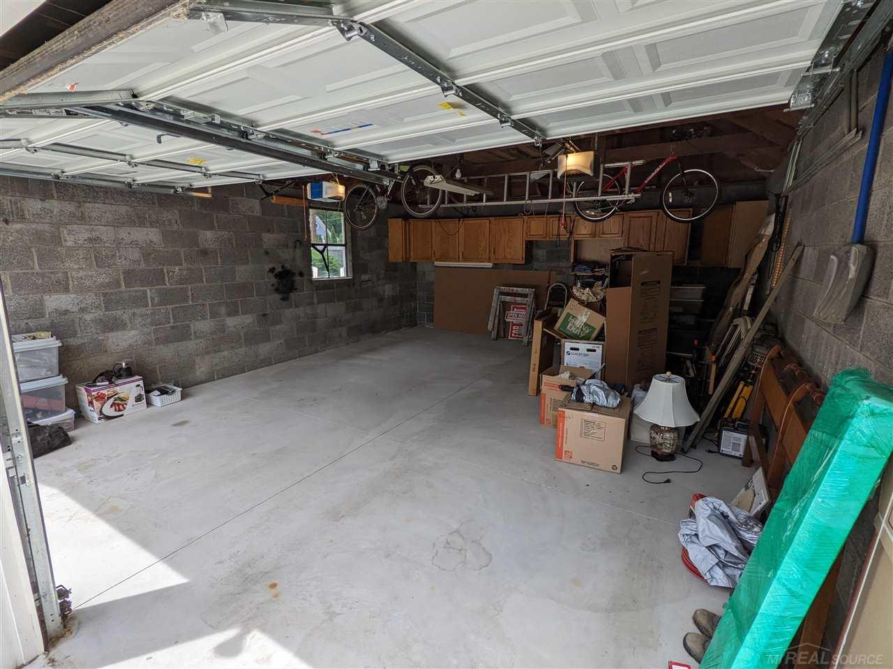 186 West Lafayette Street Romeo, MI 48065 - Photo 39 of 39 50080258-38.JPG