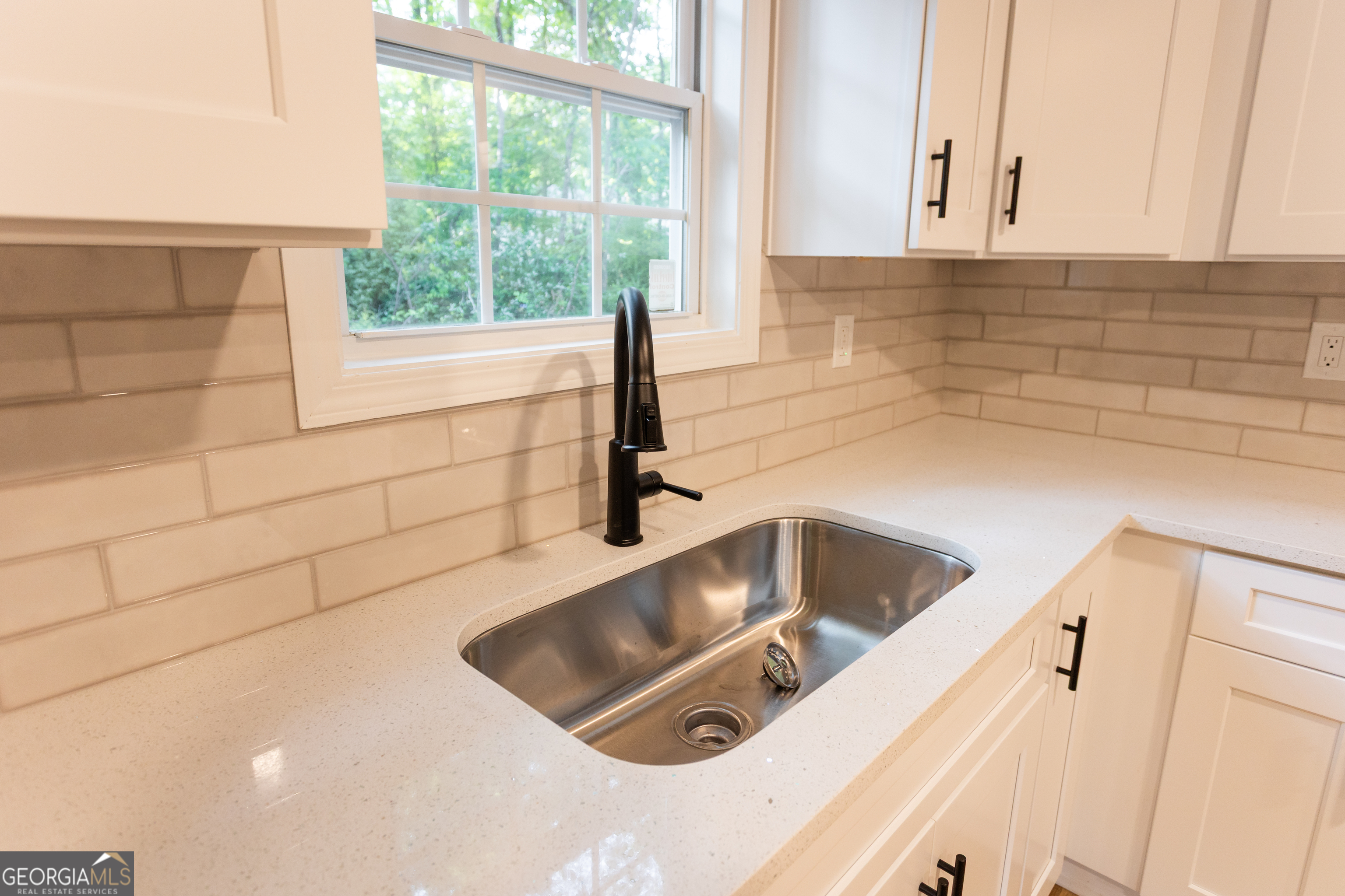 2443 Hodges Farm Road Mansfield, GA 30055 - Photo 12 of 37 Gallery Image 12