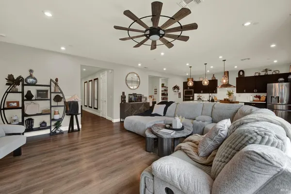 $739,000 | 1325 Rutgers Way, Dixon, CA 95620