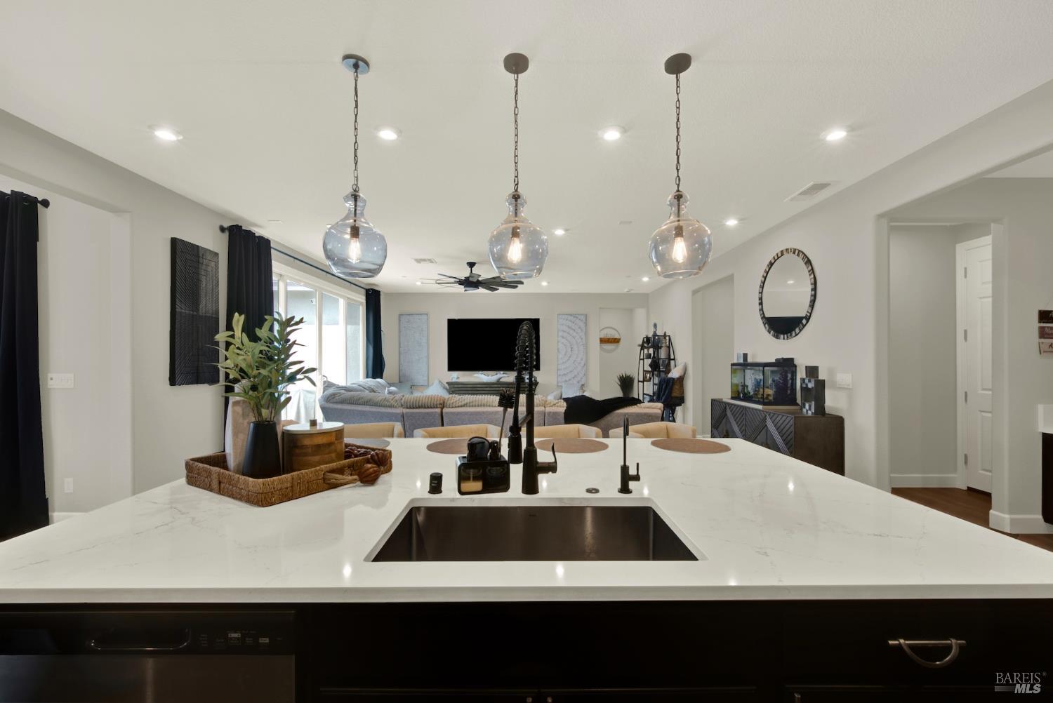 1325 Rutgers Way Dixon, CA 95620 - Photo 37 of 92