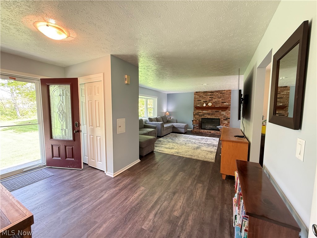 10239 Mulberry Road Chardon, OH 44024 - Photo 9 of 39
