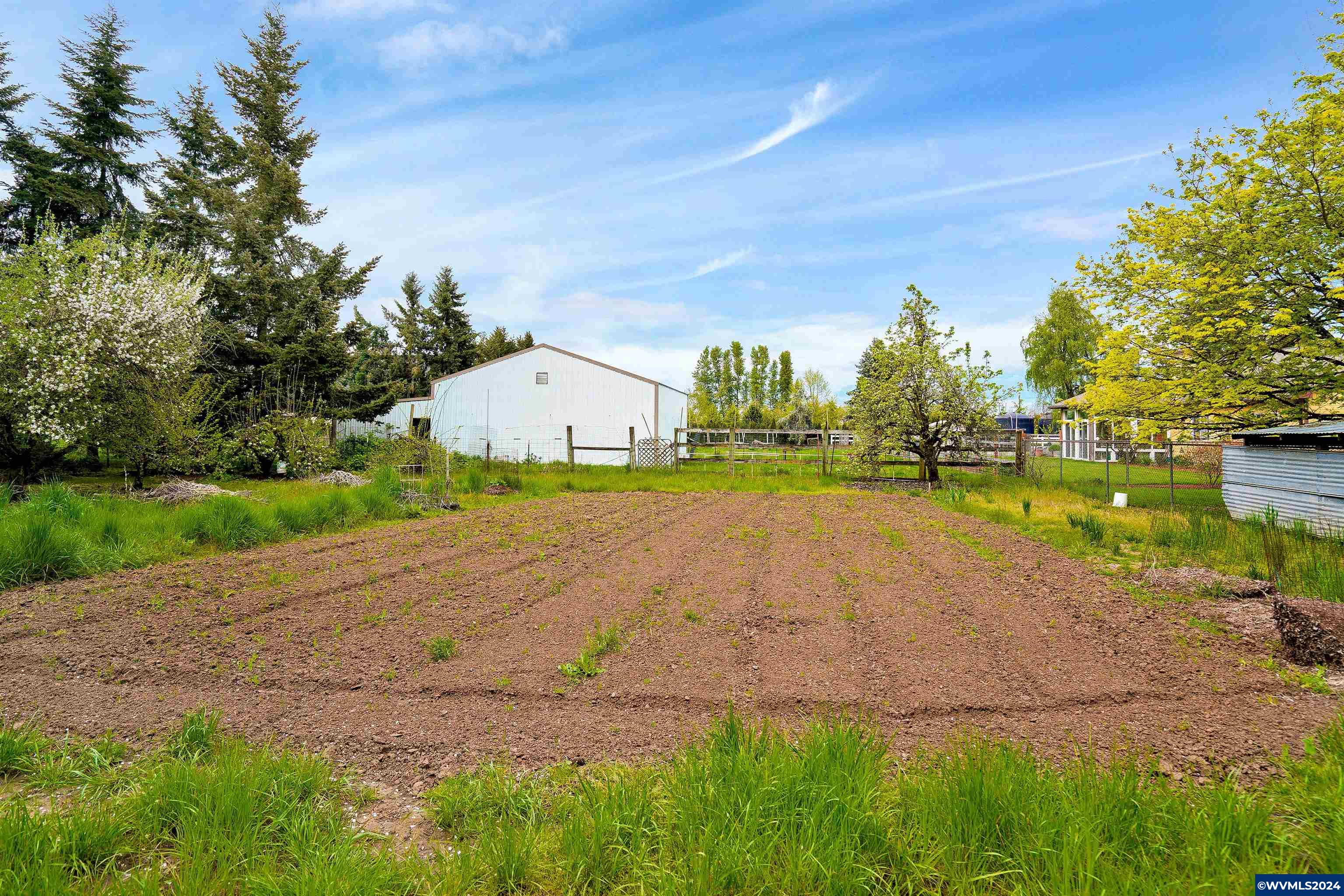 32117 South Burkert Road Woodburn, OR 97071 - Photo 36 of 42