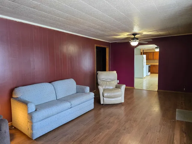 $95,000 | 3435 Highway 13, Harrisburg, IL 62946