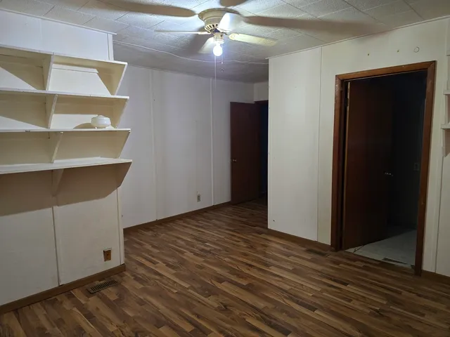 $95,000 | 3435 Highway 13, Harrisburg, IL 62946