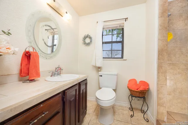 $575,500 | 1849 County Road 340, Knippa, TX 78870