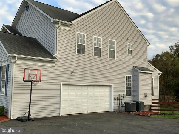 $4,900 | 13576 Den Hollow Court, Manassas, VA 20112