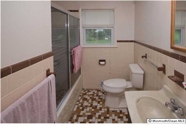 345 Pond Road Freehold, NJ 07728 - Photo 12 of 16 Additional Photo
